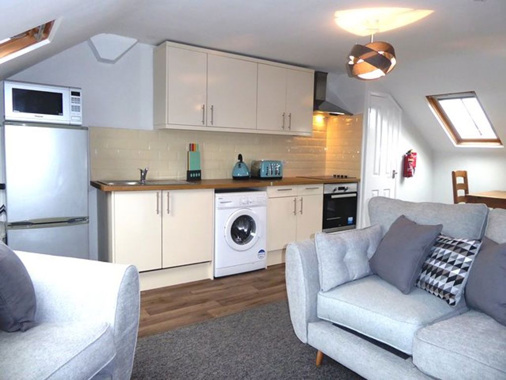 Apartment 3 Mayduff