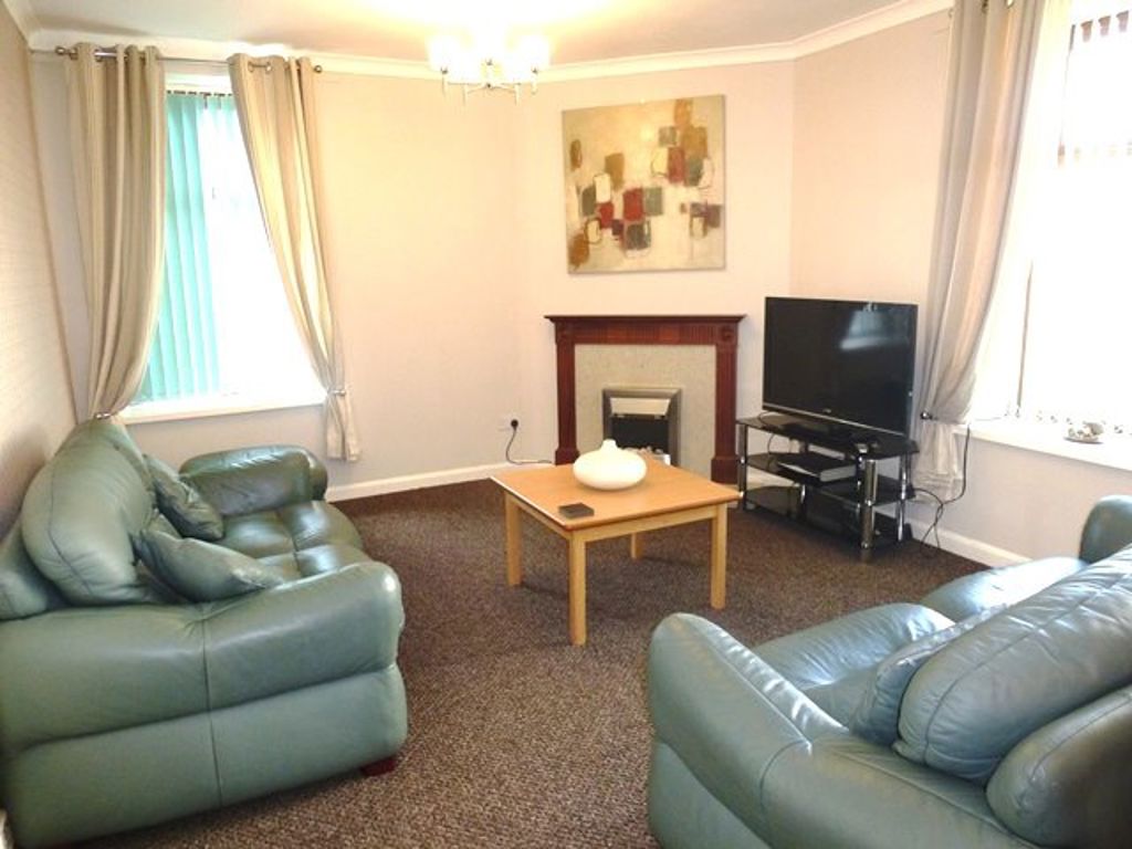 48D Broughton Road