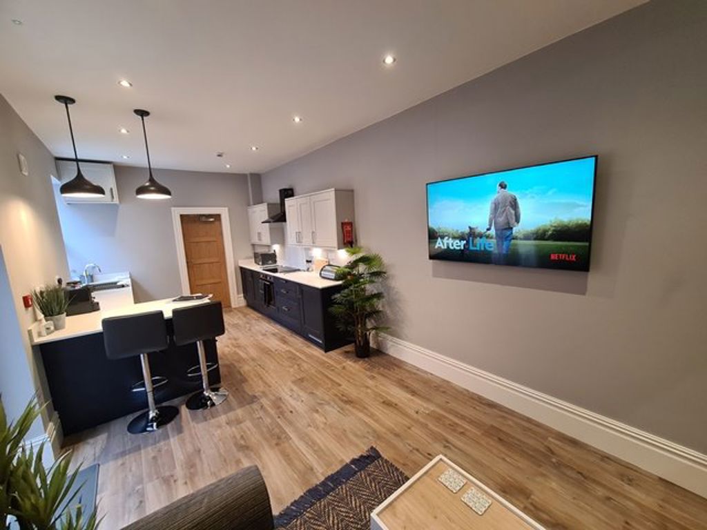 Rooms at 76 Hartington Street