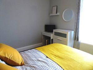 Picture 11