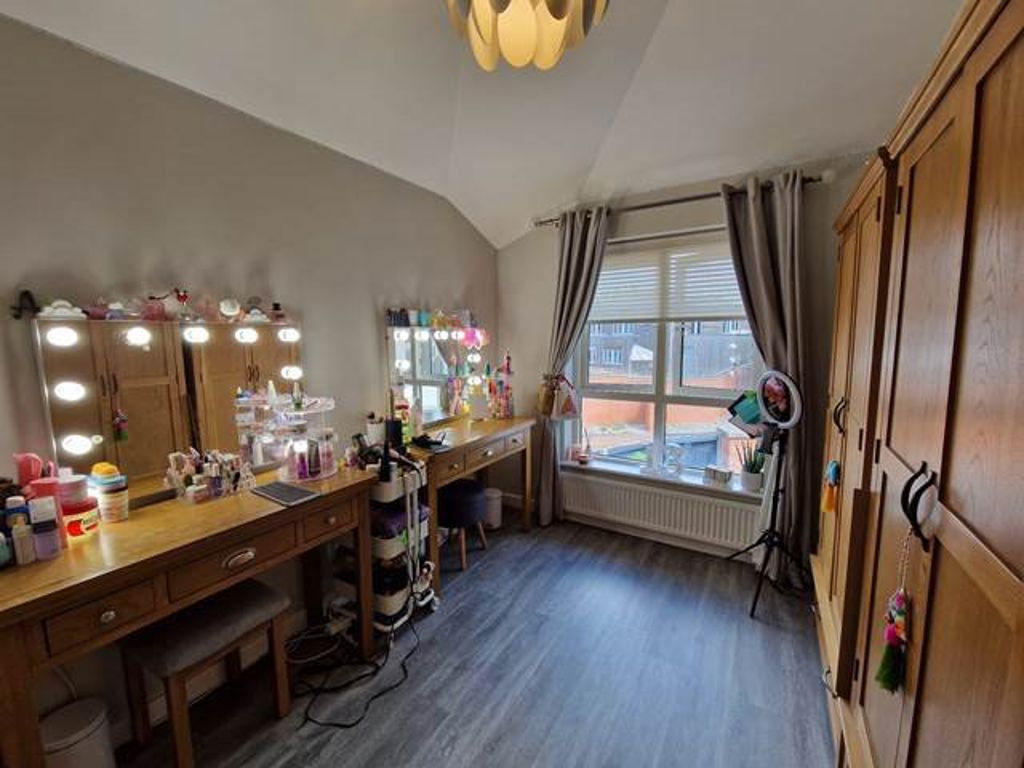 1 Chetwynde Park, Barrow-In-Furness