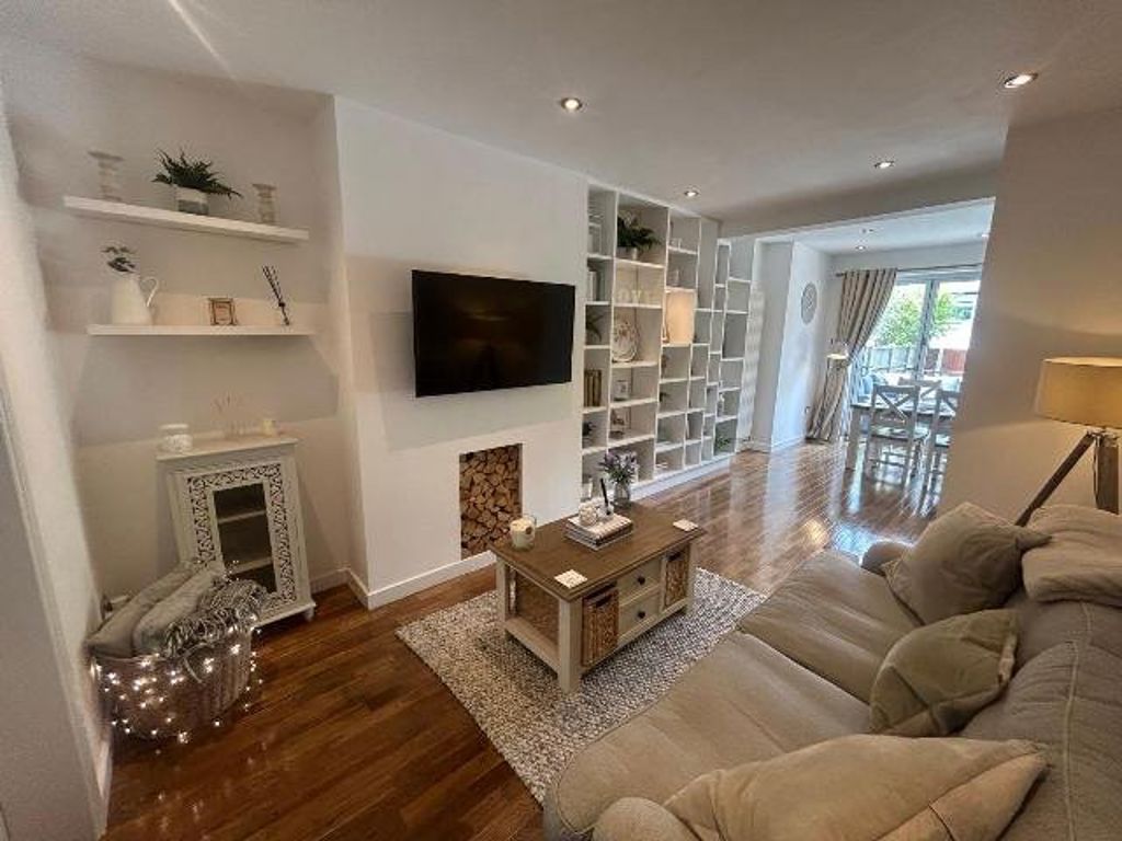 14 Valley Drive