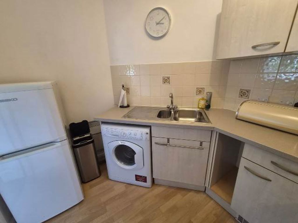 16 Redshaw Avenue, Barrow