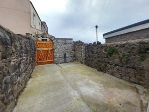 Picture 12