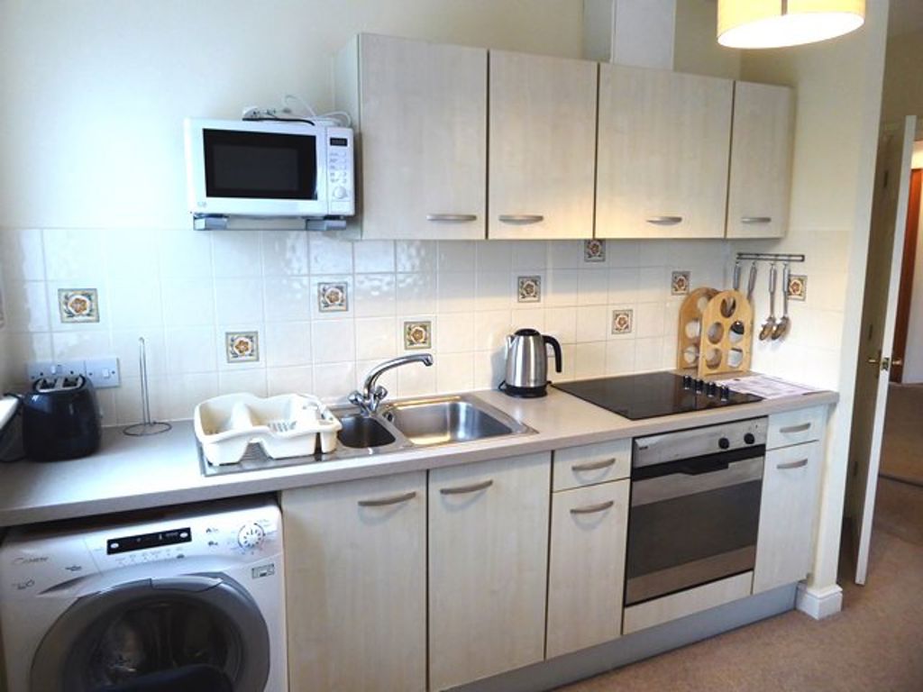 14 Redshaw Avenue, Roose, Barrow-In-Furness