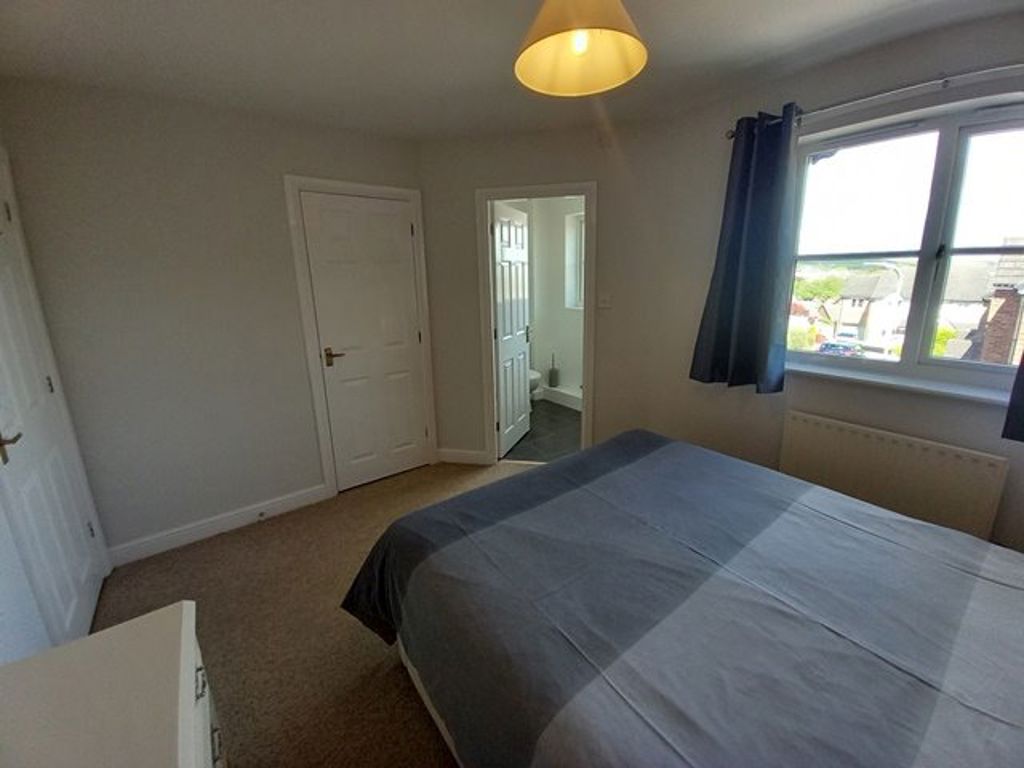 8 Liddle Close, Roose, Barrow-In-Furness