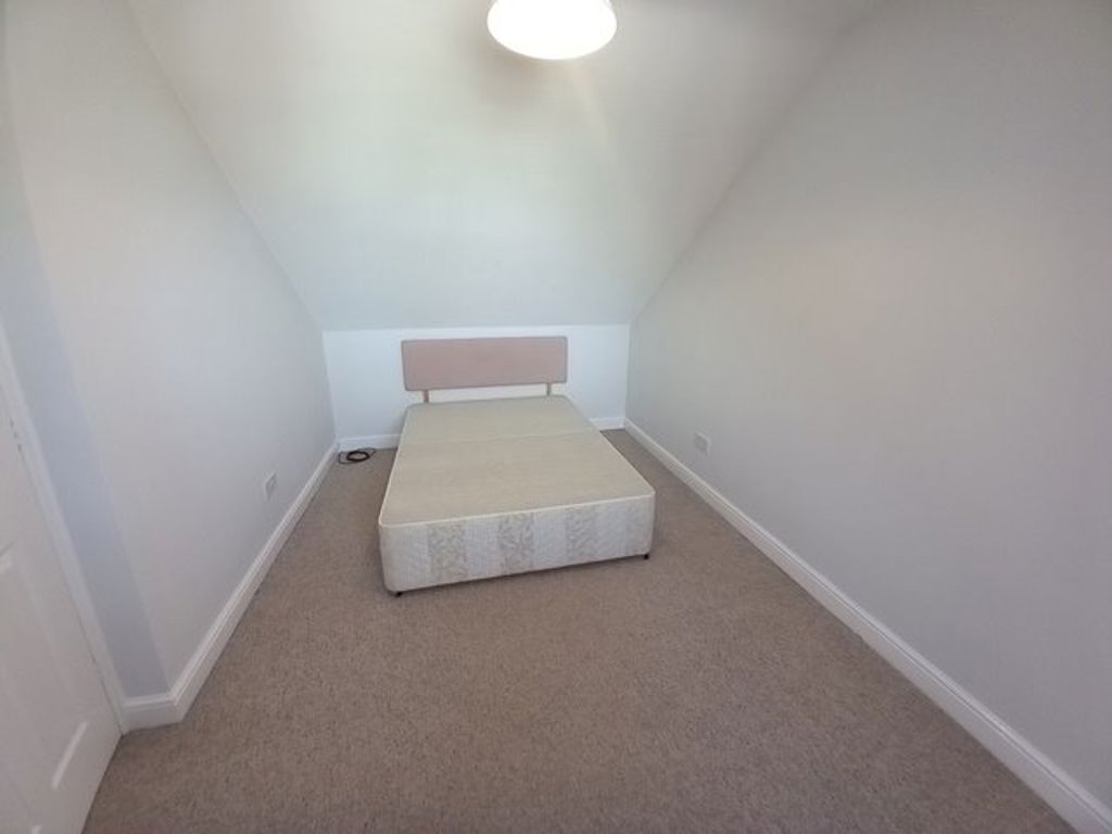 8 Liddle Close, Roose, Barrow-In-Furness