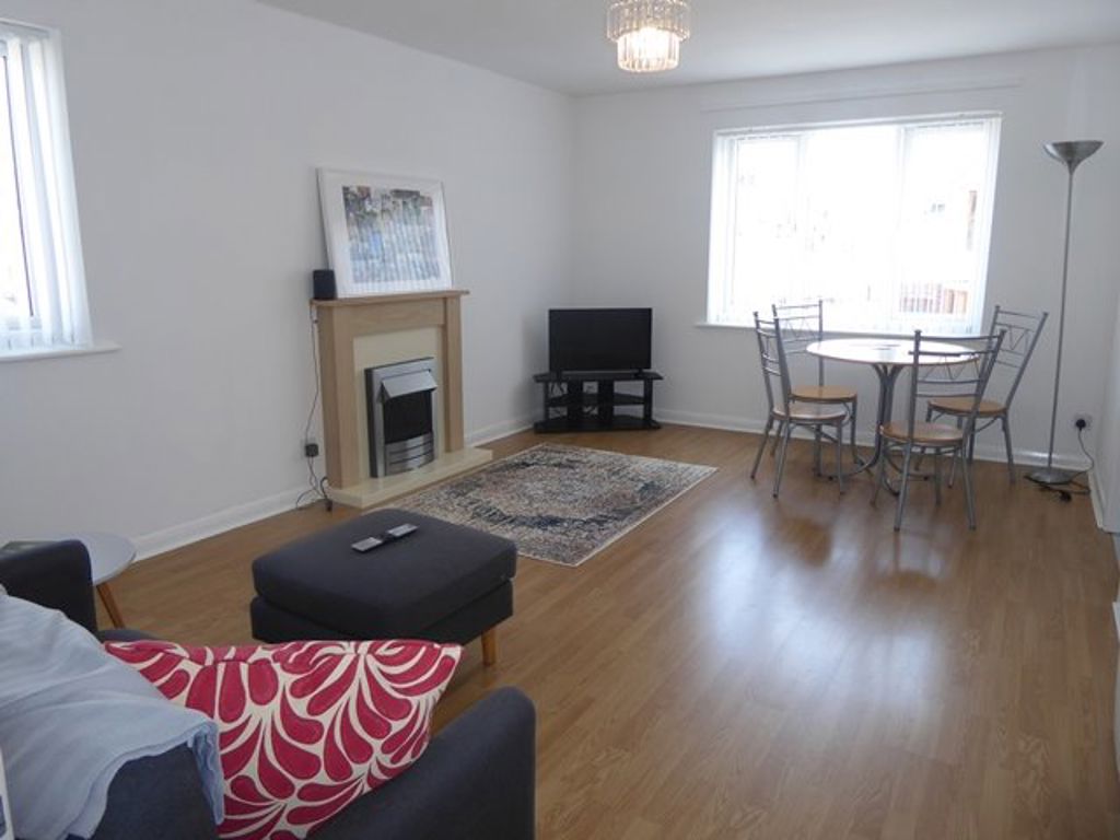 3 Oriana Mews