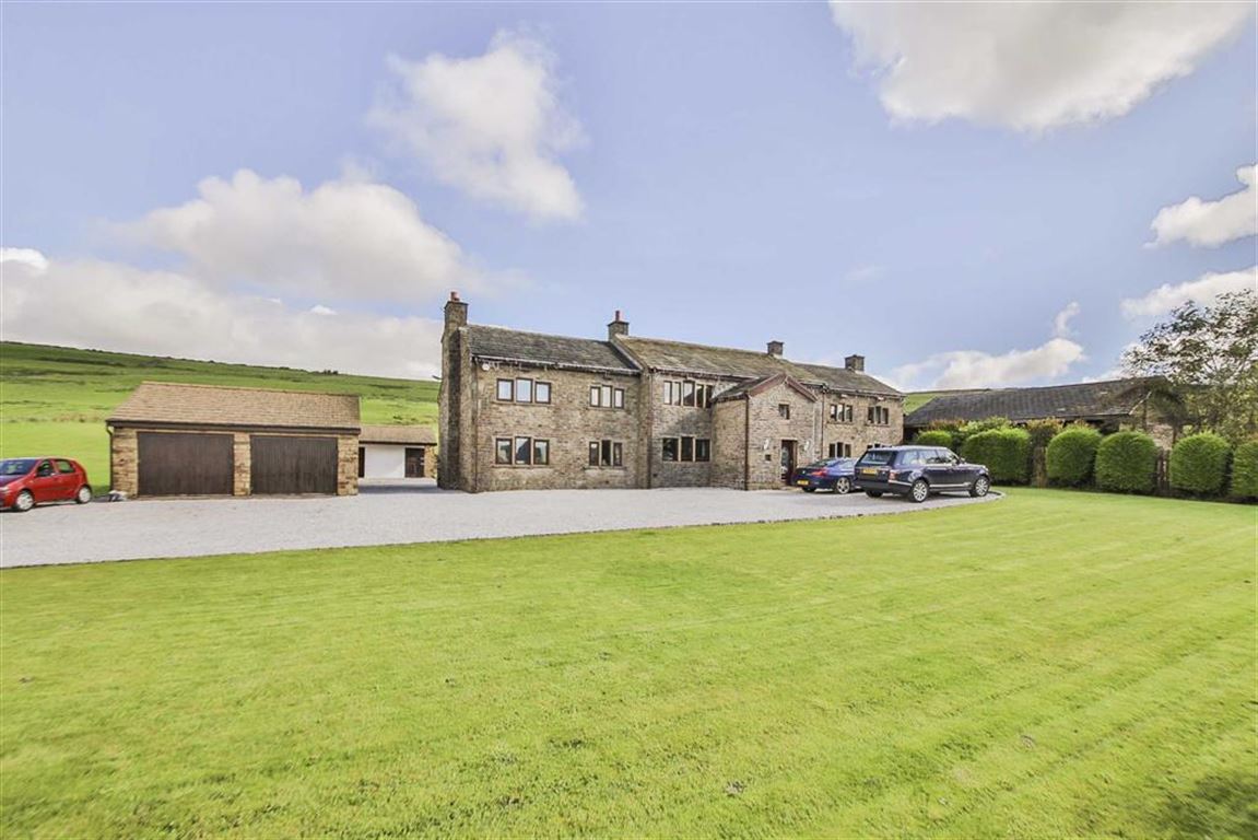 5 Bed Farmhouse For Sale - Main Image