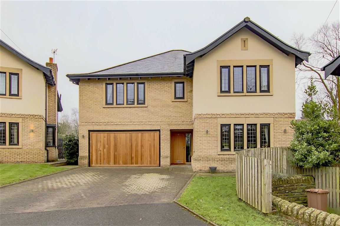 4 Bed Detached House For Sale - Main Image