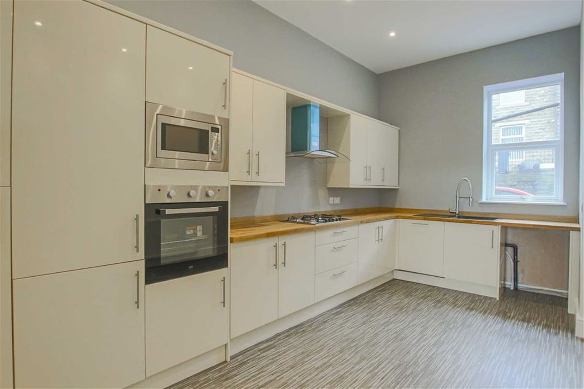 3 Bed Terraced House For Sale - Main Image