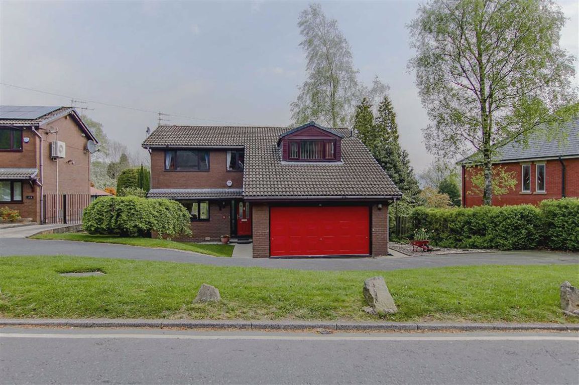 4 Bed Detached House For Sale - Main Image