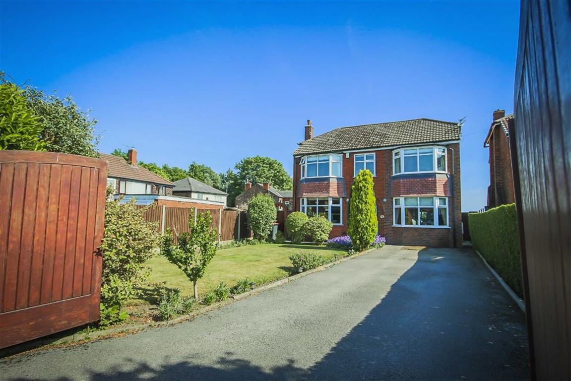 4 Bed Detached House For Sale - Main Image