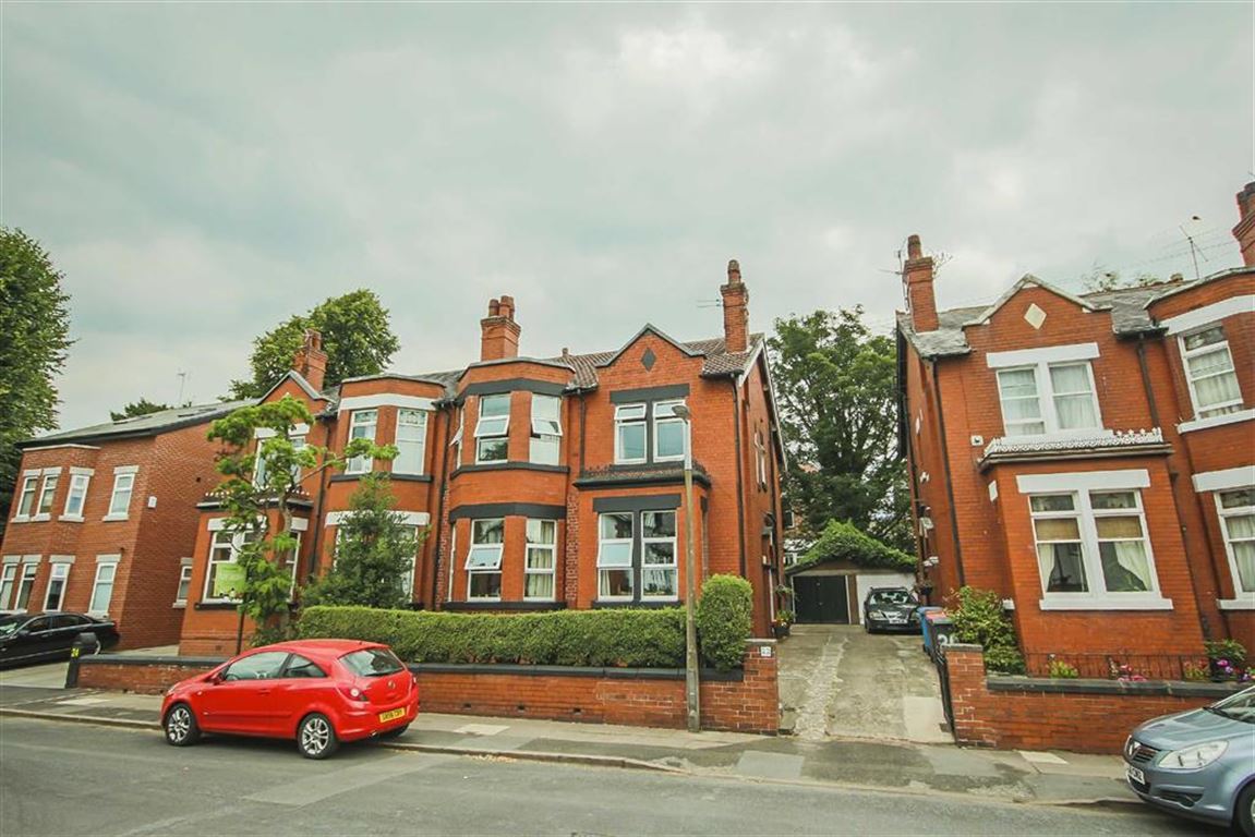 4 Bed Semi-detached House For Sale - Main Image