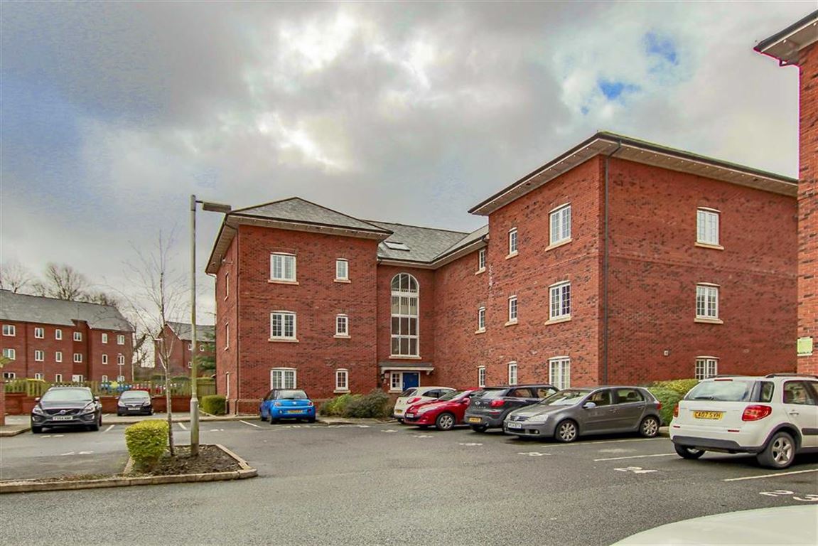 2 Bed Flat For Sale - Main Image