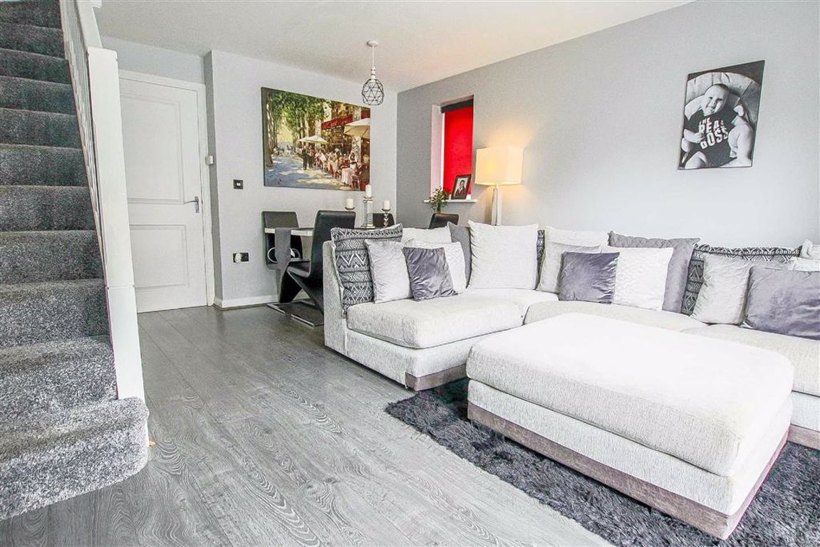 2 Bed Semi-detached House For Sale - Main Image