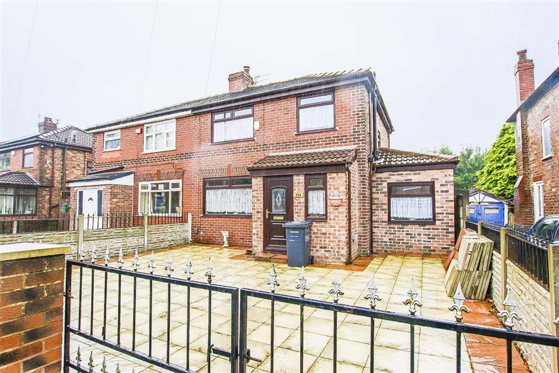 3 Bed Semi-detached House For Sale - Main Image