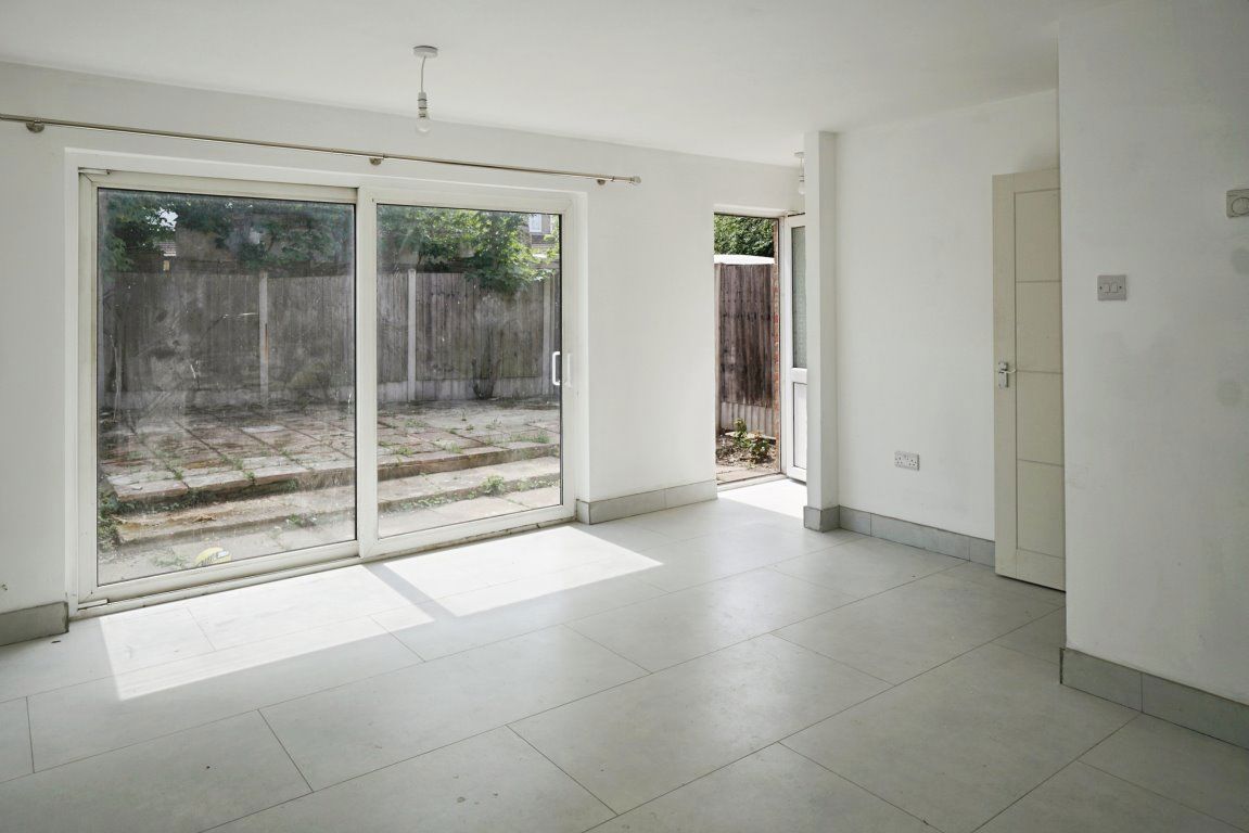 Pershore Close Gants Hill