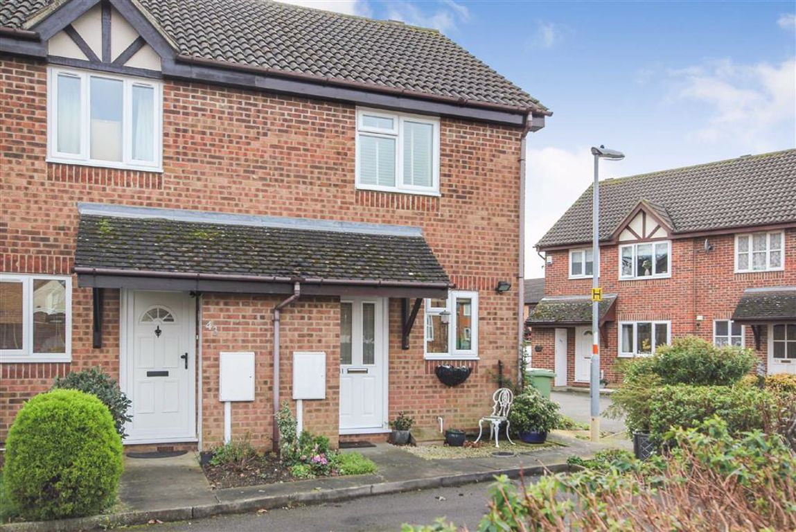 Buckwell Close, Wellingborough Simpson & Weekley