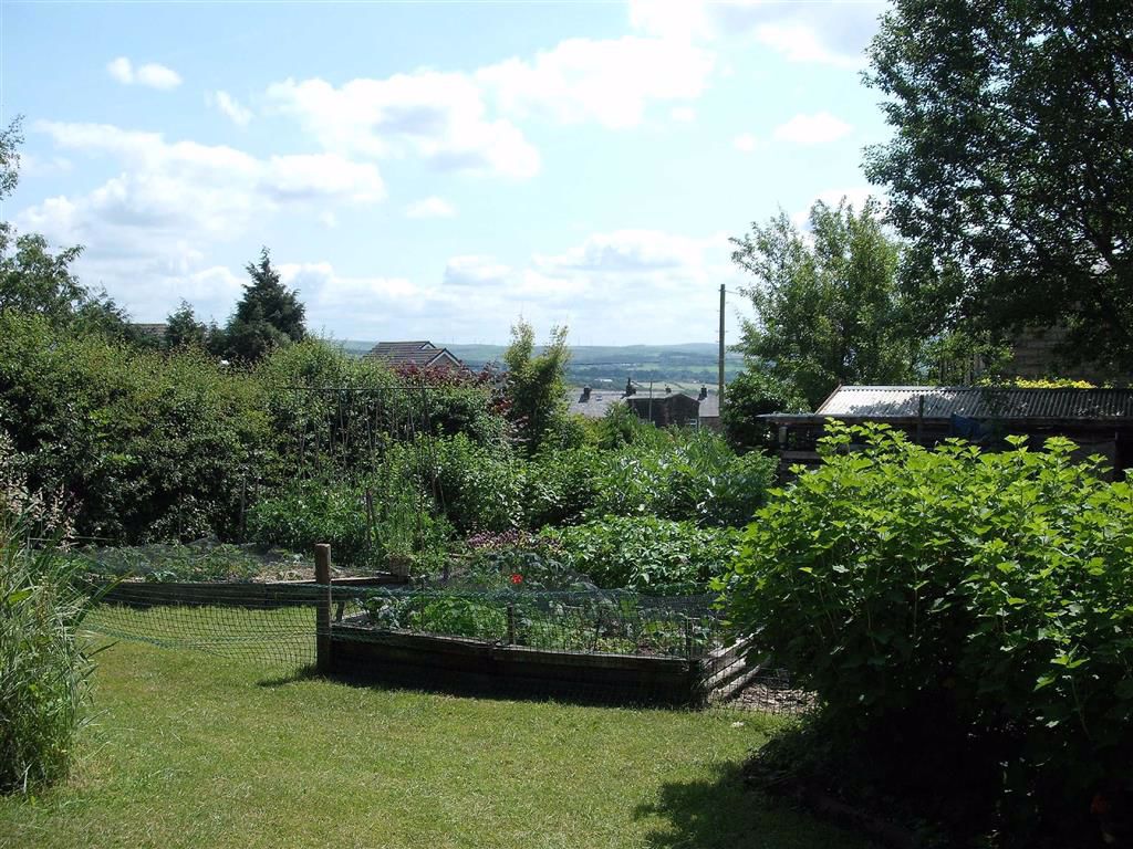 2 Bed Terraced House For Sale - Main Image