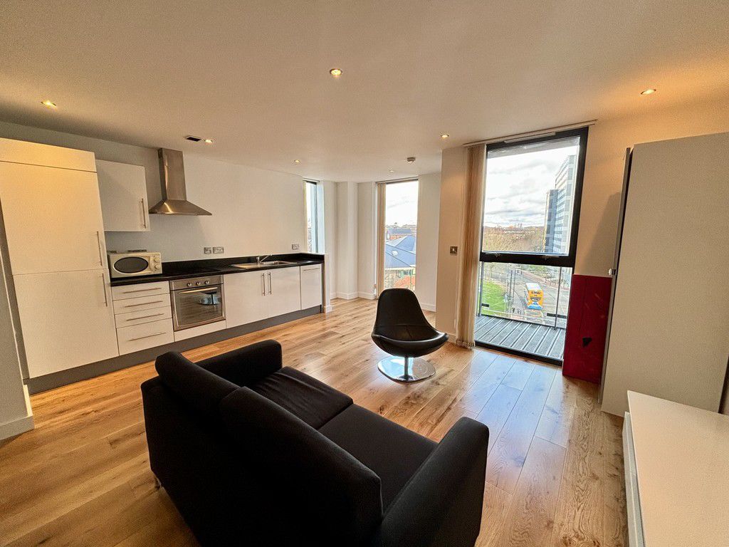 1 Bed Studio , Millennium Tower Salford Quays