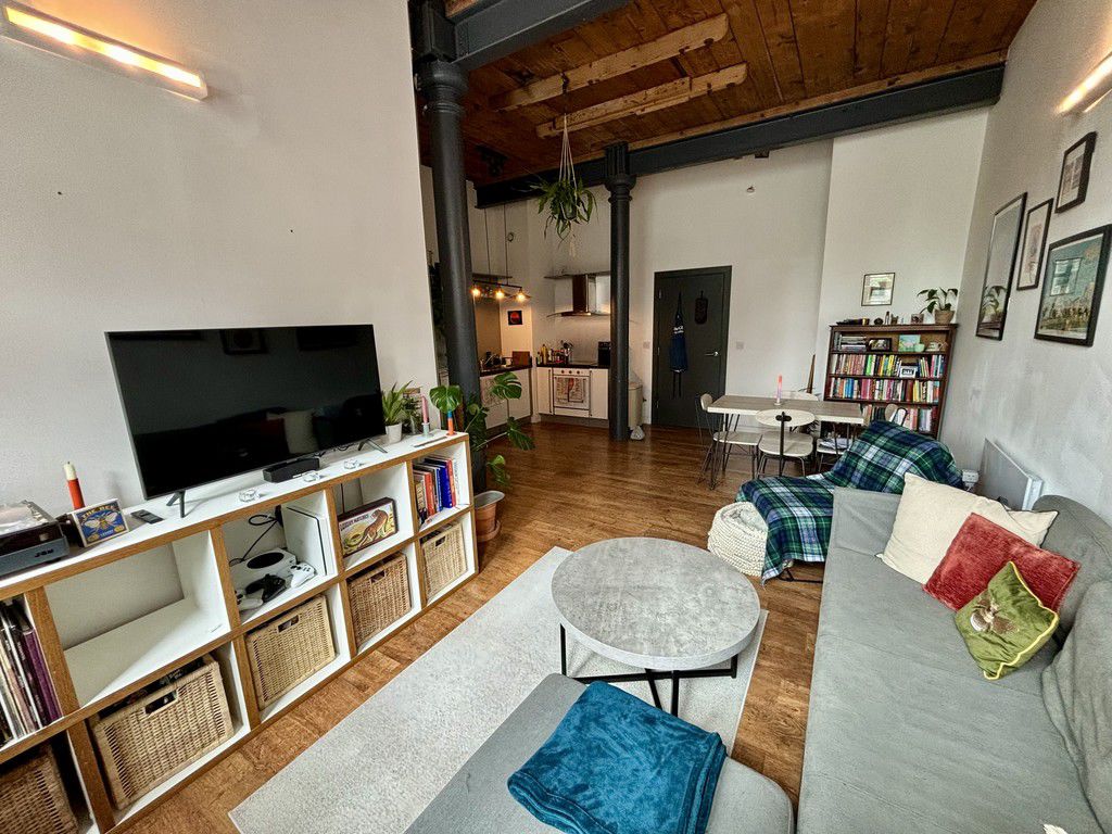 2 Bed Apartment , Worsley Mill Manchester