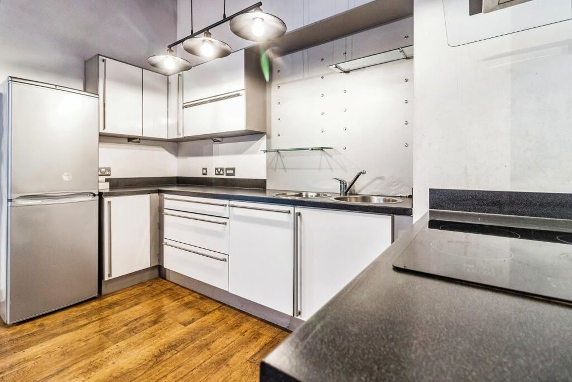 2 Bed Apartment , Worsley Mill Manchester