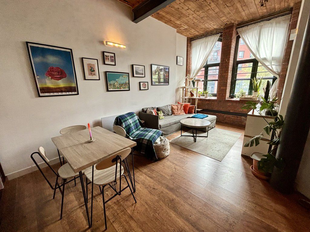 2 Bed Apartment , Worsley Mill Manchester