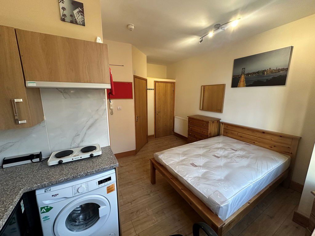 Image of Queens Road, Studio 10, Coventry