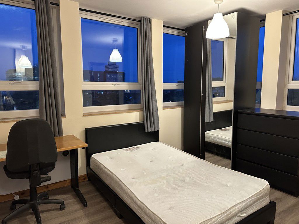 Image of Queens Road Studio 12