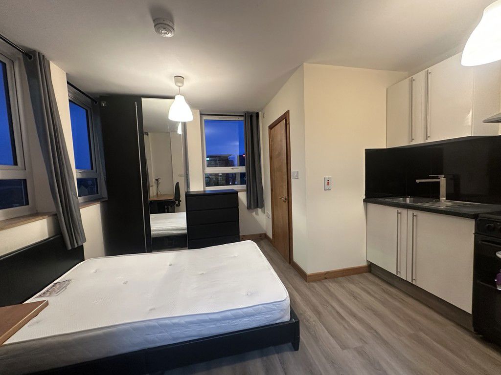 Image of Queens Road Studio 12