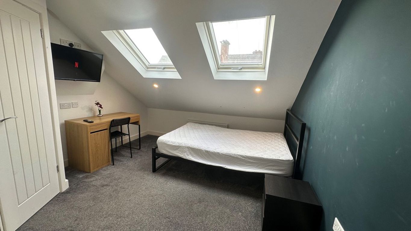 Image of St Georges Road, Room 5