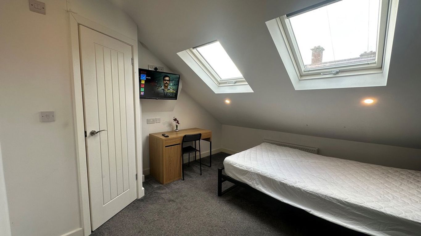 Image of St Georges Road, Room 5