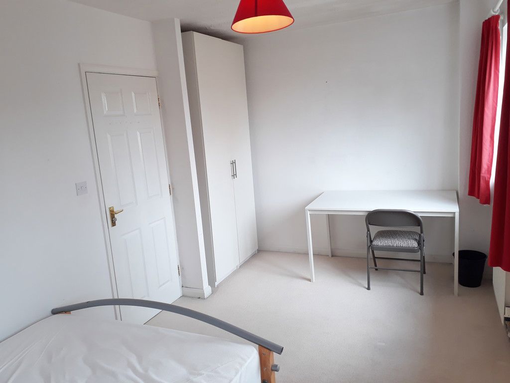 Image of Peckstone Close