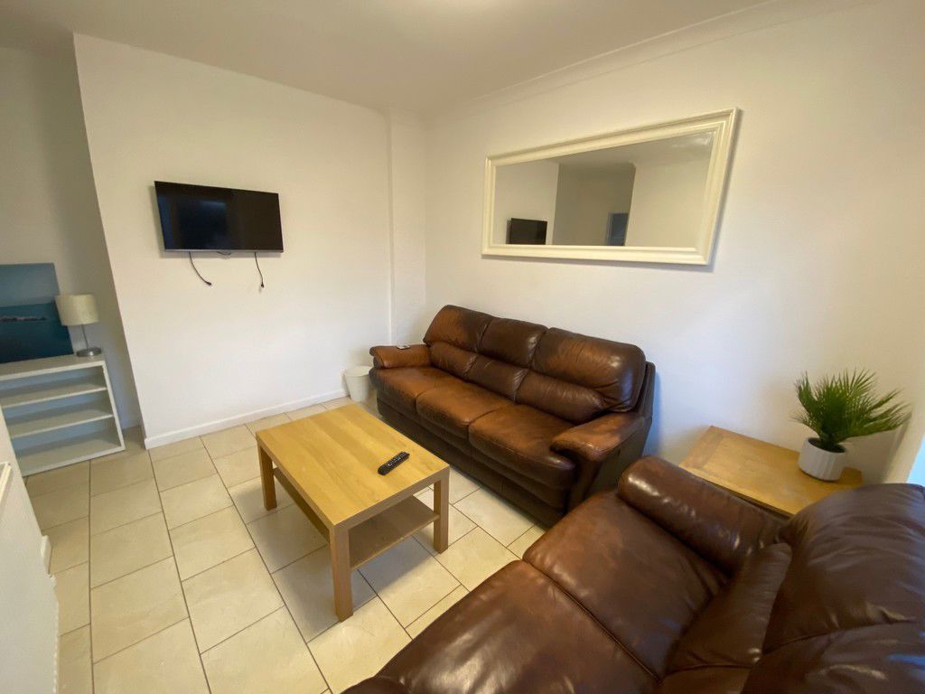 Image of London Road