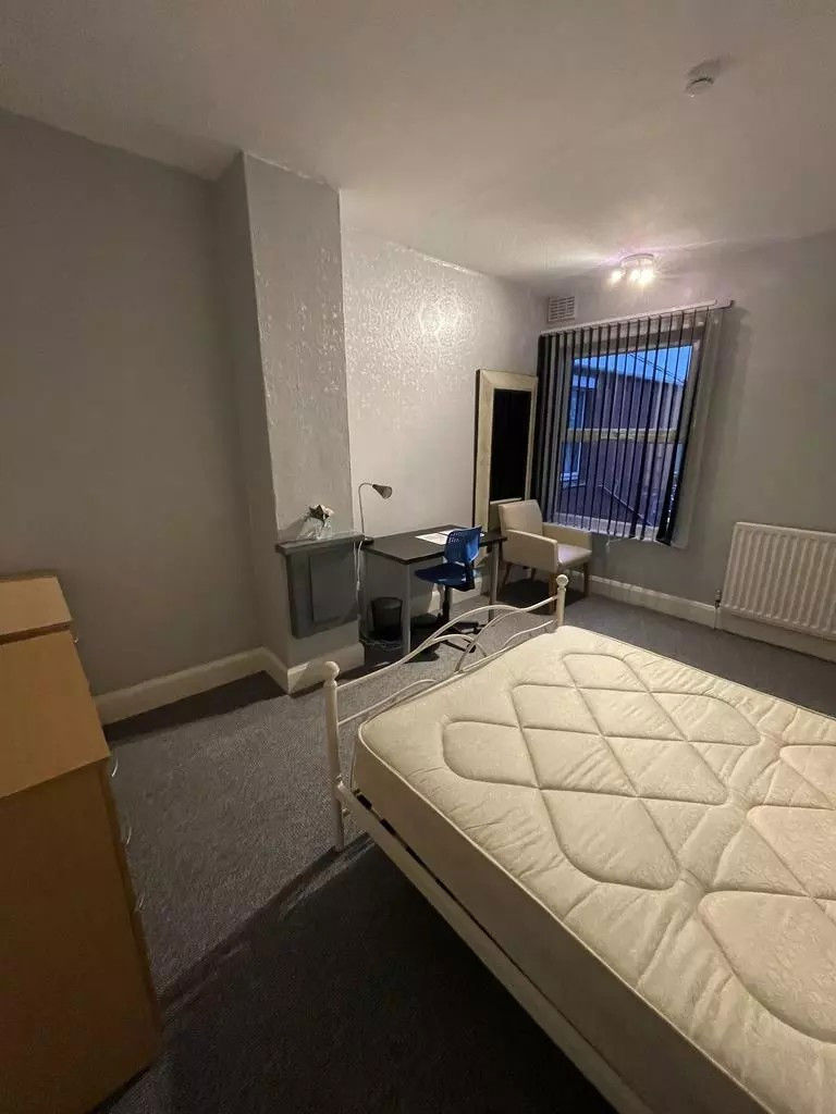 Image of Holyhead Road Room 5, Coventry