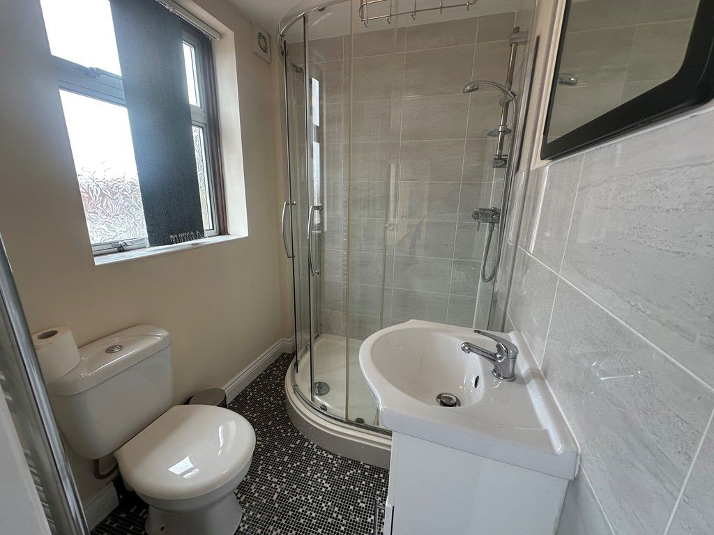 Image of Queen Isabels Avenue