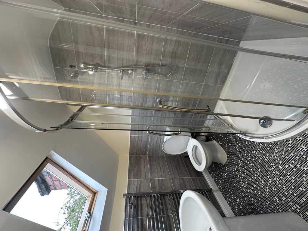 Image of Queen Isabels Avenue