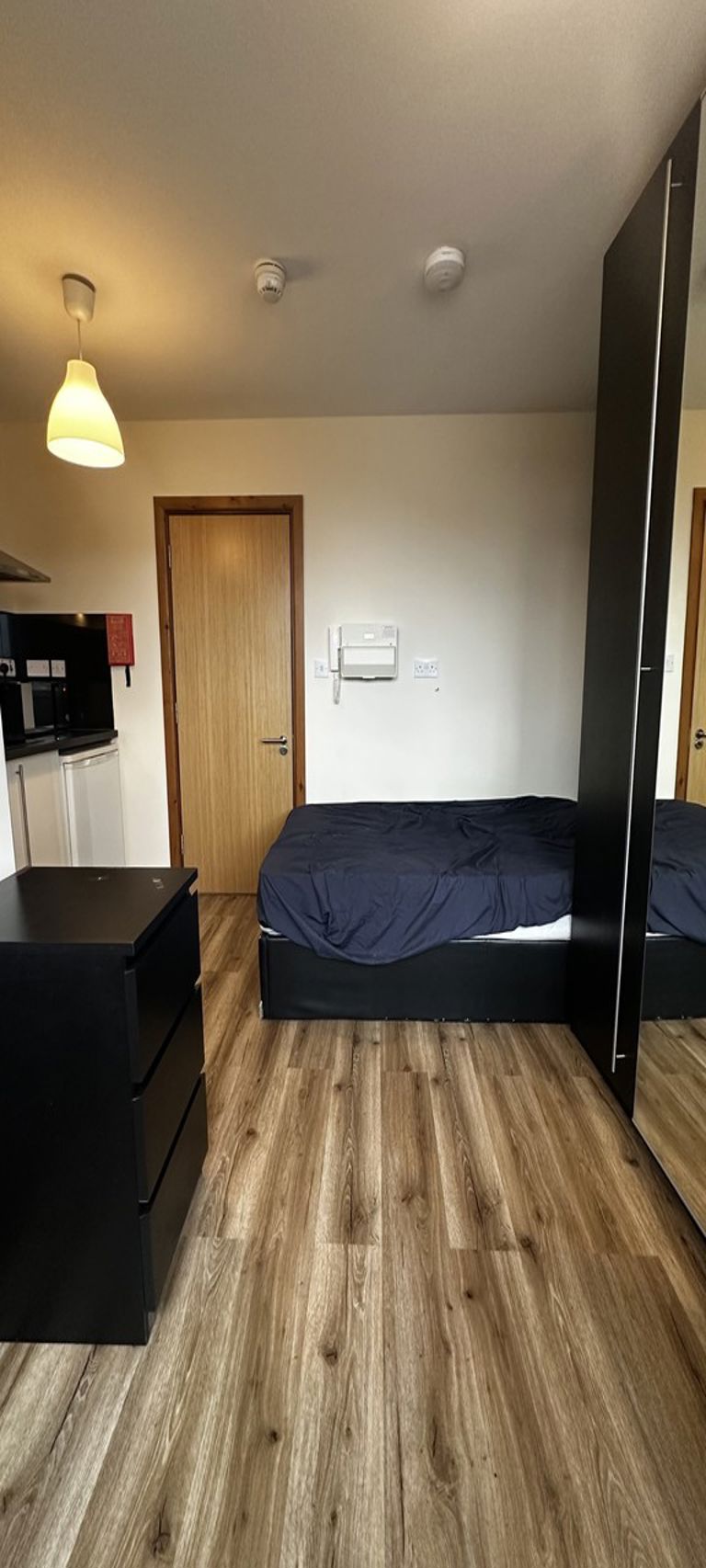 Image of Queens Road Studio 14