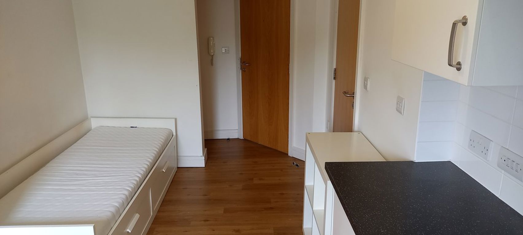 Image of Unit 12 Lower Holyhead Road