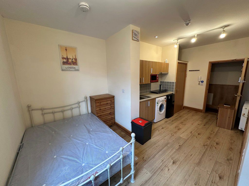 Image of Queens Road, Studio 11, Coventry