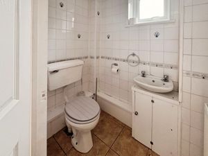 Picture 9
