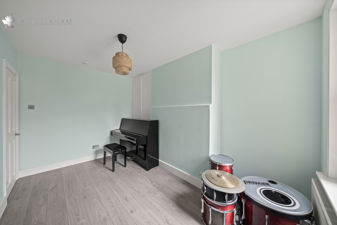 Picture 10