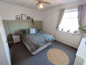 Picture 11