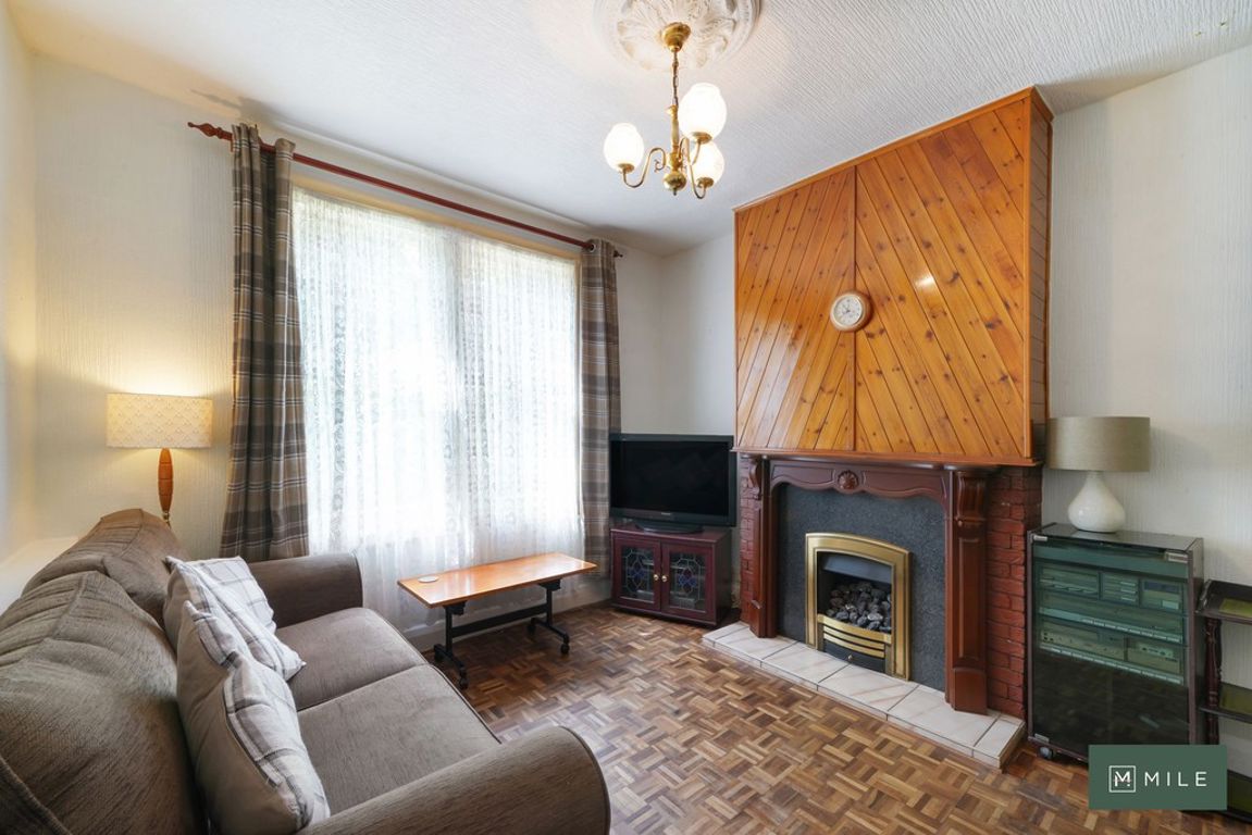 3 bed property in Droop Street, London