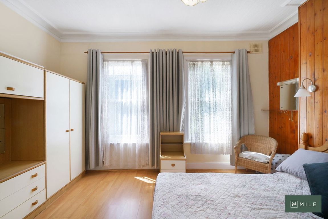 3 bed property in Droop Street, London