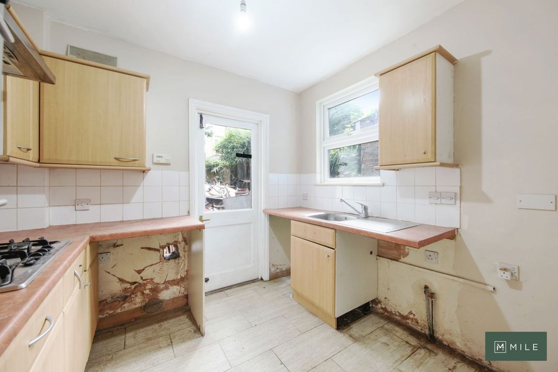 Warbeck Road, London