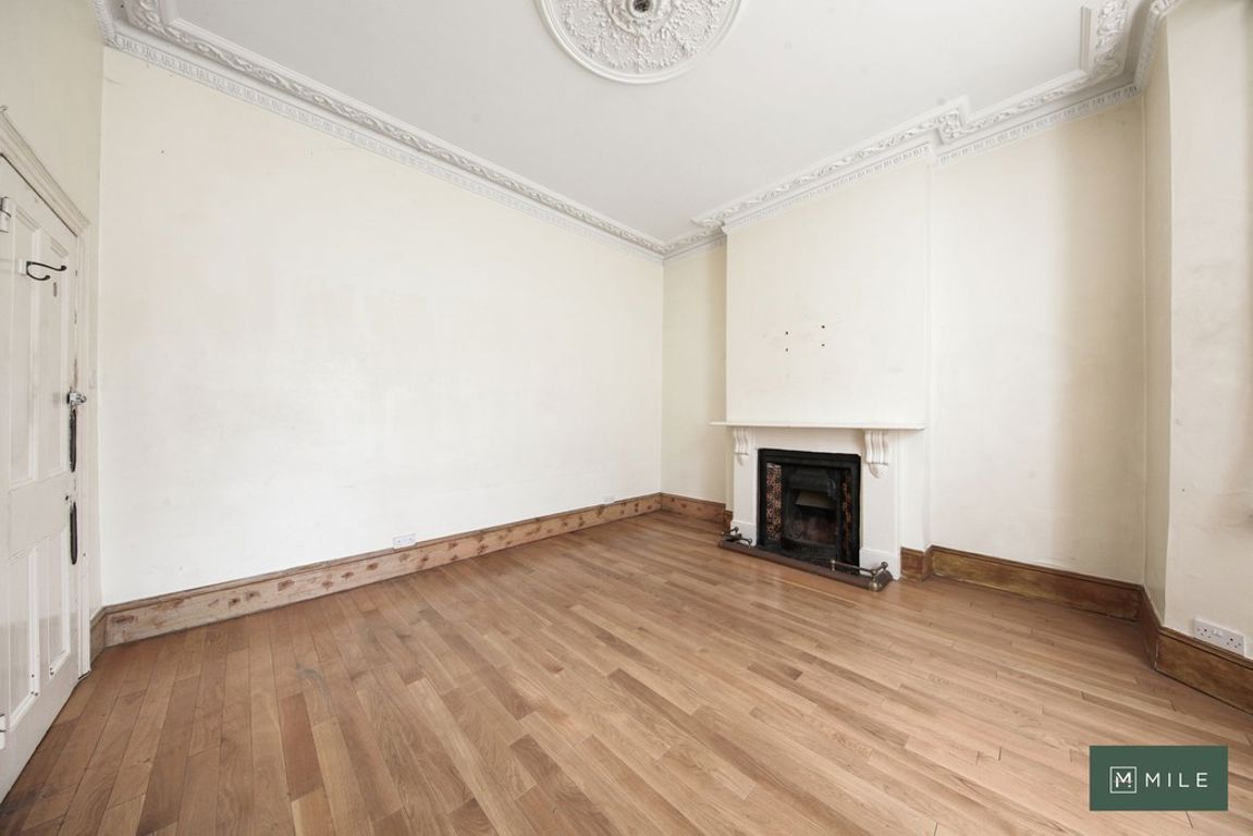 Warbeck Road, London