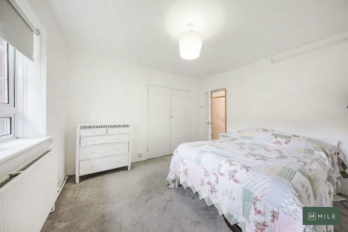 Kelfield Court, London