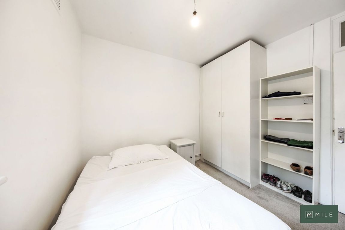 Kelfield Court, London
